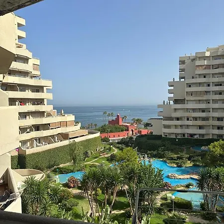 Appart hôtel Fantastico Estudio En Benalbeach Con Vistas Al Mar *